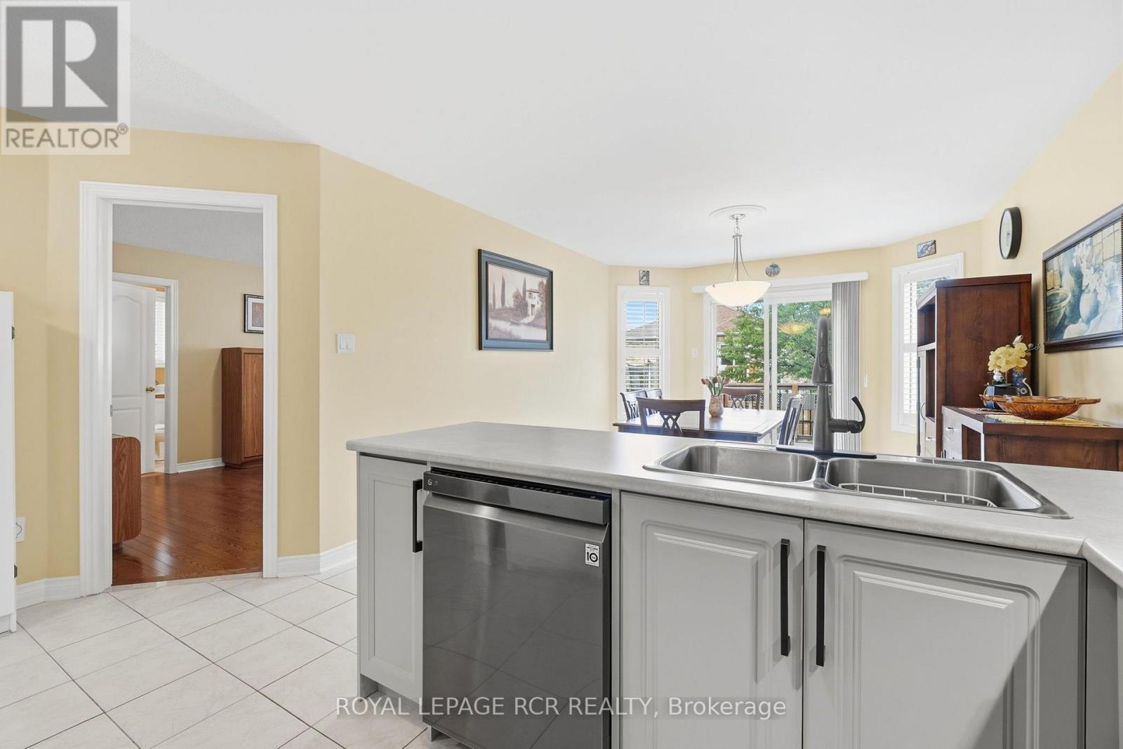 65 Royalton Drive, Caledon, Ontario  L7E 2G5 - Photo 10 - W13731794