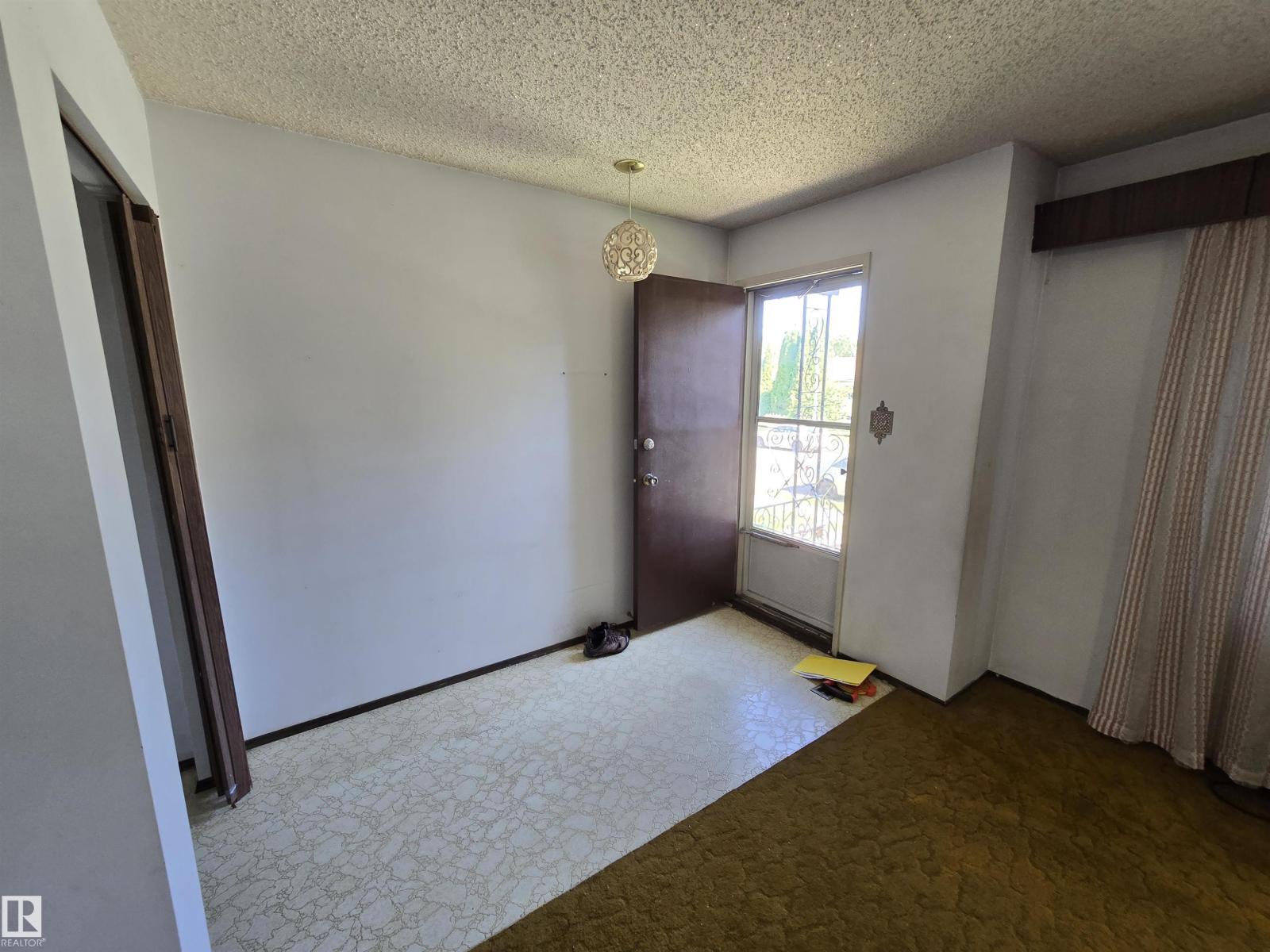 12020 54 St Nw, Edmonton, Alberta  T5W 3N3 - Photo 2 - E4506404