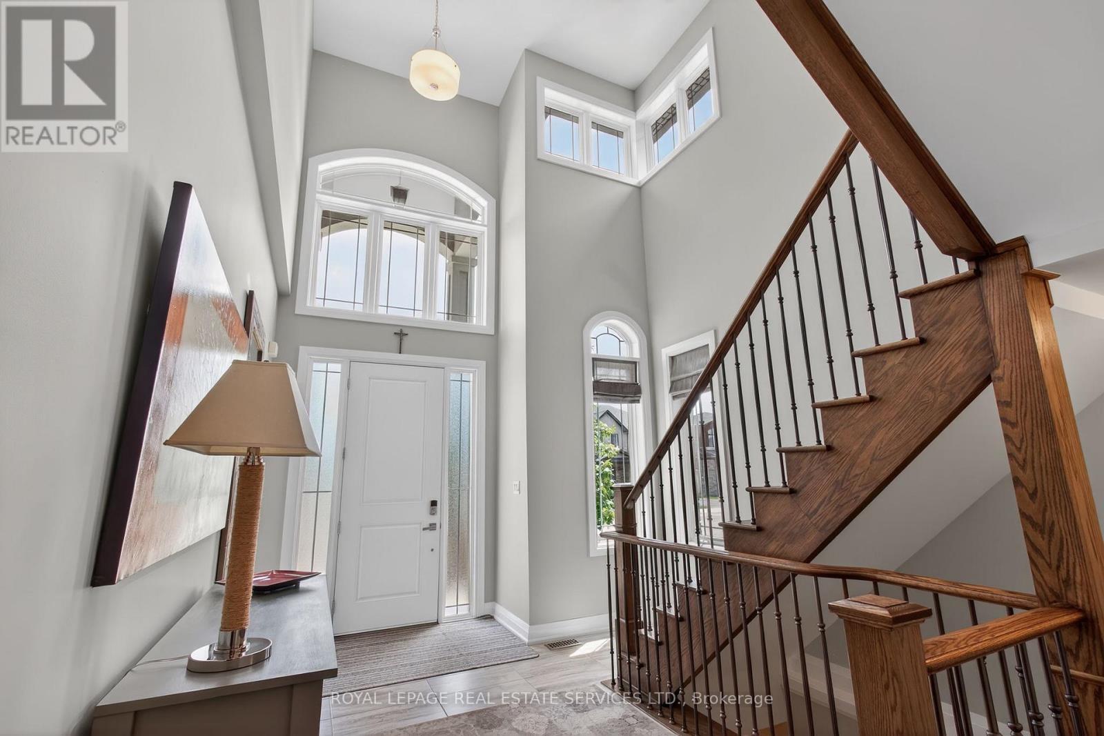 31 Dorr Court, Hamilton, Ontario  L9K 0H4 - Photo 4 - X13731780