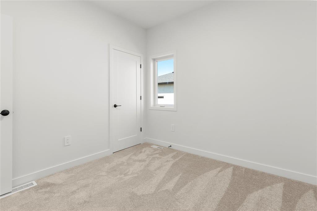 127 Champagne Street, Ste Anne, Manitoba R5H 0C4 - Photo 15 - 202621785