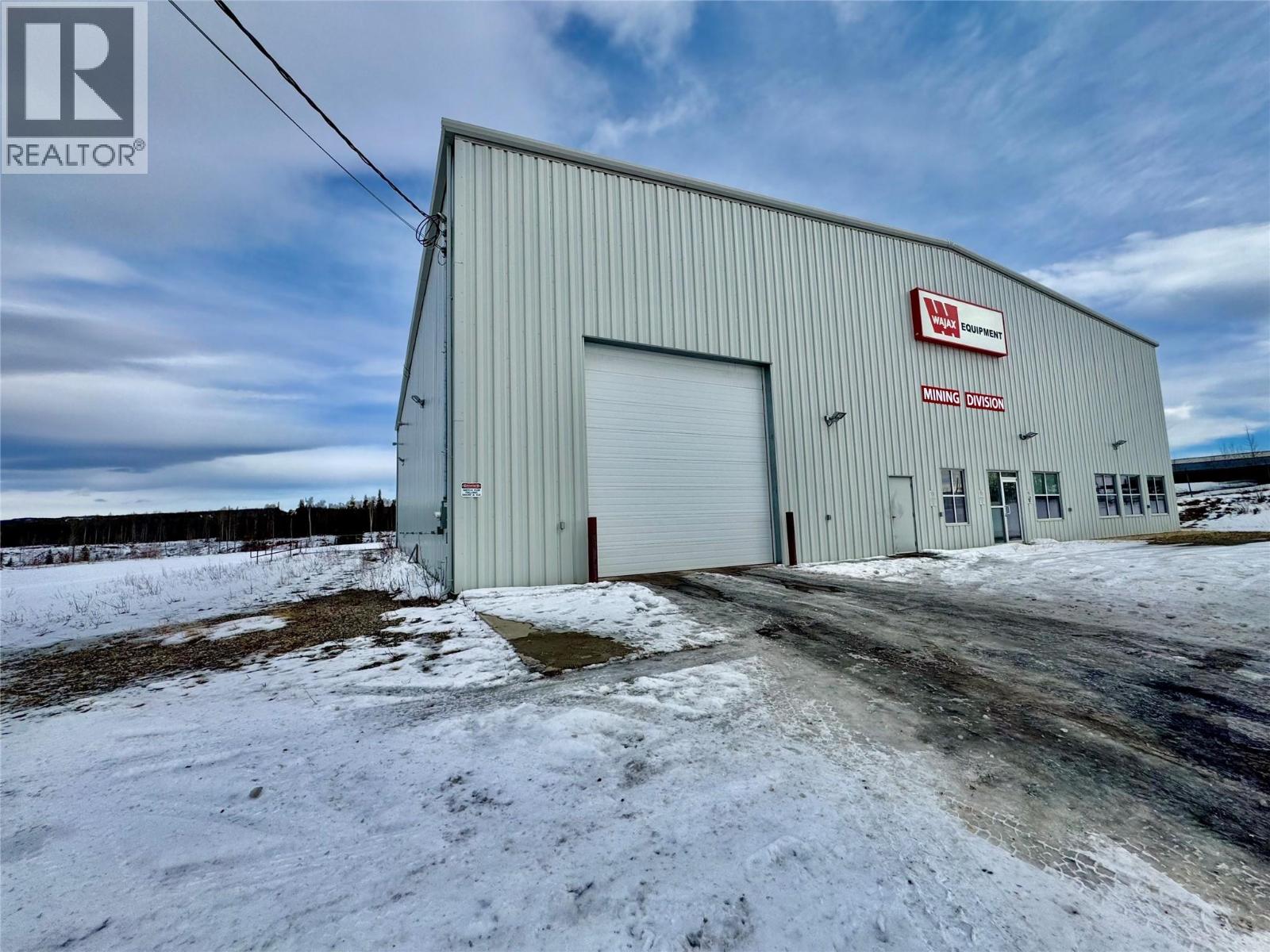 207-213 Industrial Drive Road, Tumbler Ridge, British Columbia  V0C 2W0 - Photo 3 - 10364512