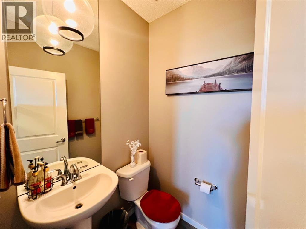46 Legacy Grove SE, Calgary, Alberta  T2X 2E3 - Photo 10 - A2341621