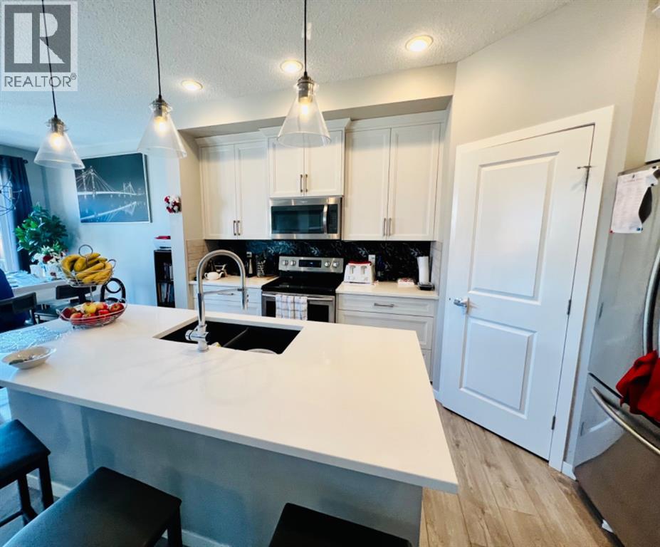 46 Legacy Grove SE, Calgary, Alberta  T2X 2E3 - Photo 7 - A2341621