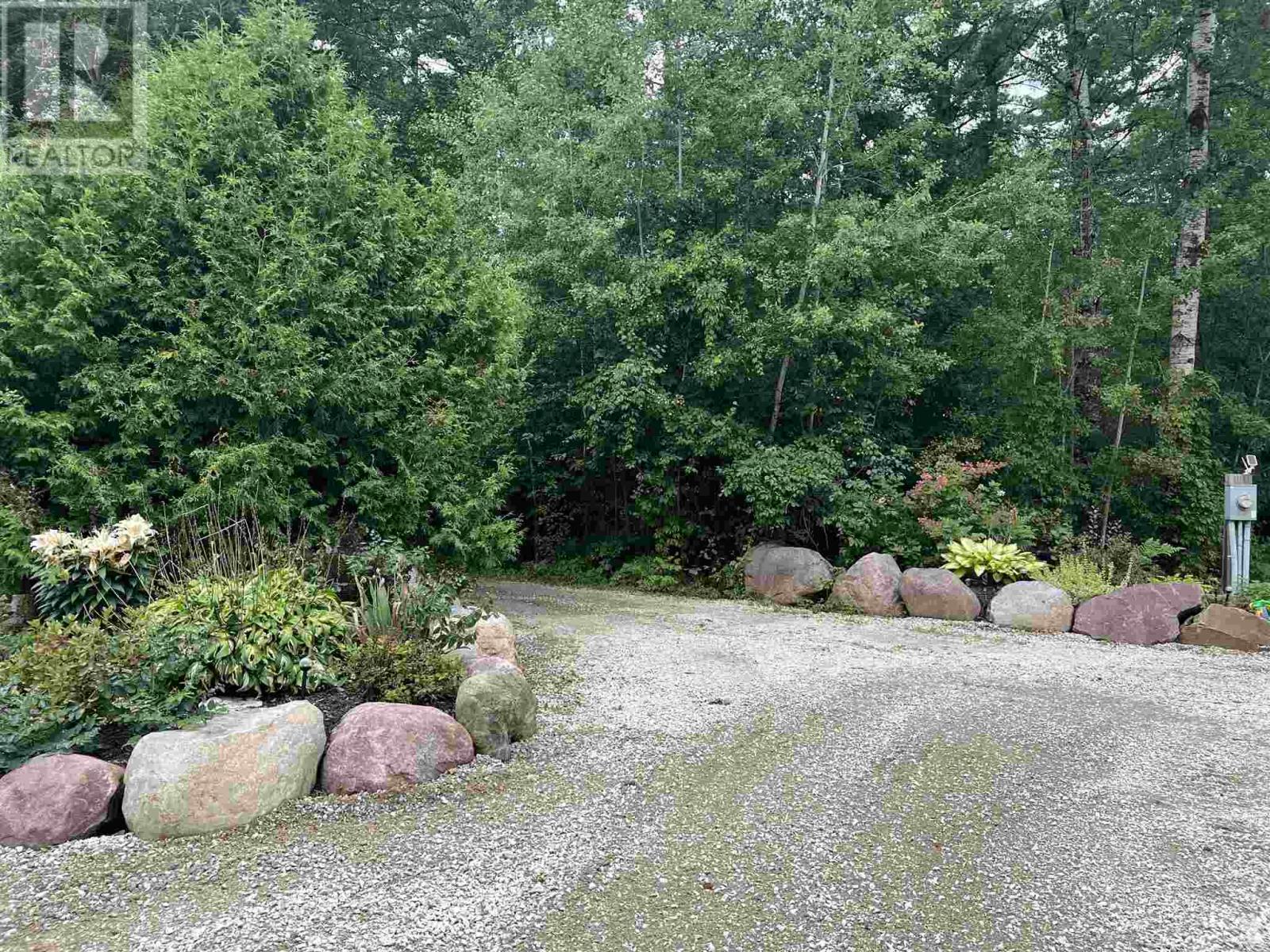 26 Centre Line Rd, Bruce Mines, Ontario P0R 1C0 - Photo 11 - SM262378