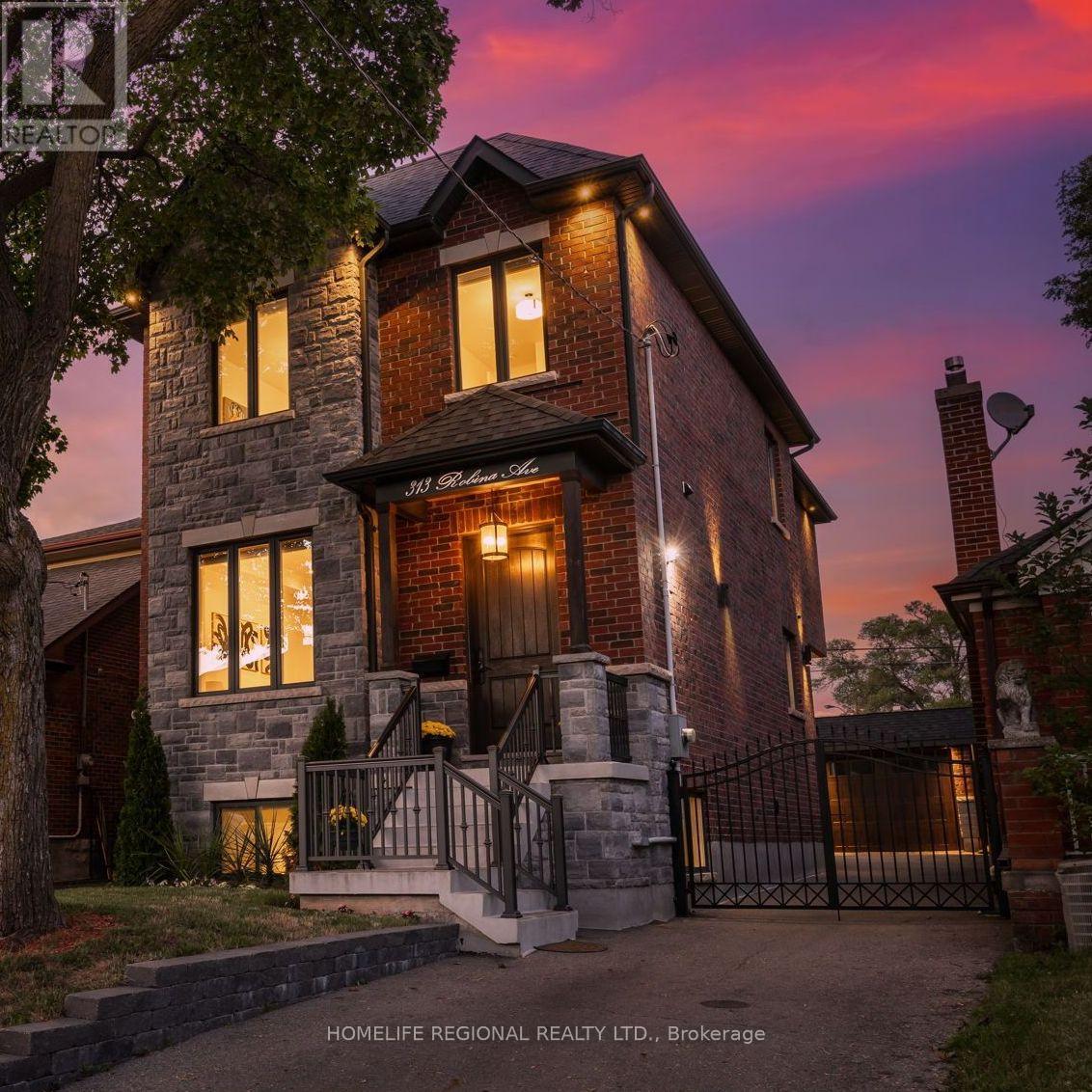 313 ROBINA AVENUE, Toronto, Ontario