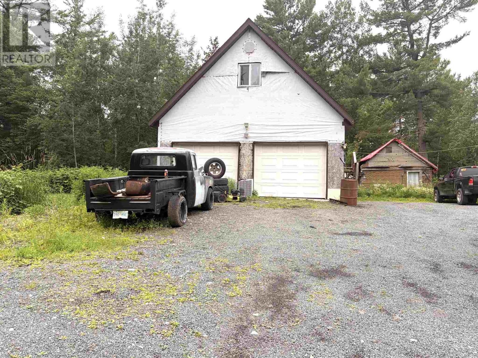 35 & 39 Green Ln, Thessalon, Ontario  P0R 1L0 - Photo 3 - SM262388