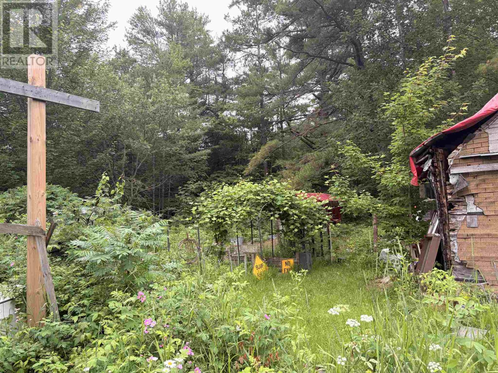 35 & 39 Green Ln, Thessalon, Ontario  P0R 1L0 - Photo 7 - SM262388