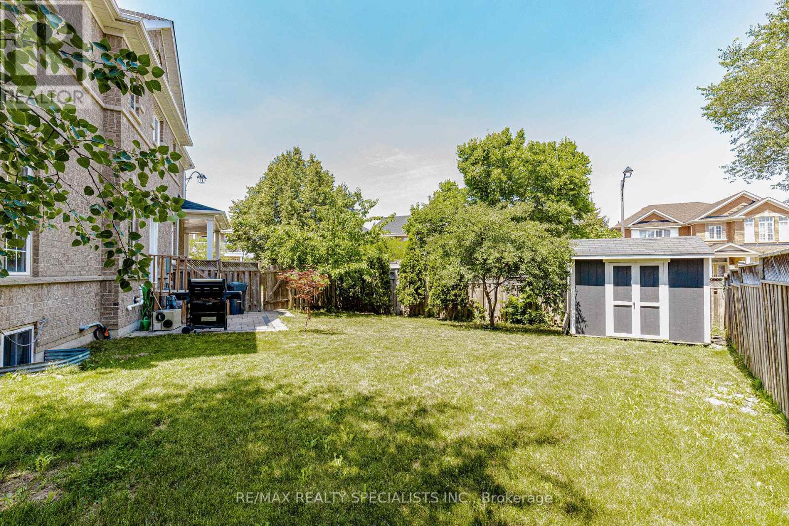 8 Tovey Terrace, Brampton, Ontario  L6R 0E5 - Photo 20 - W13593868