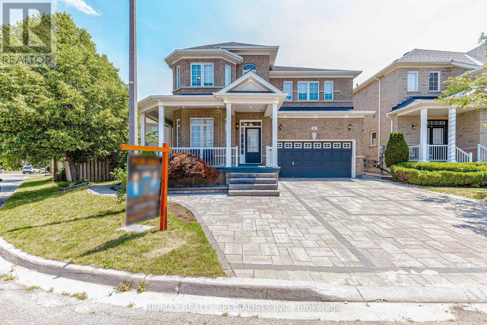 8 TOVEY TERRACE, Brampton, Ontario