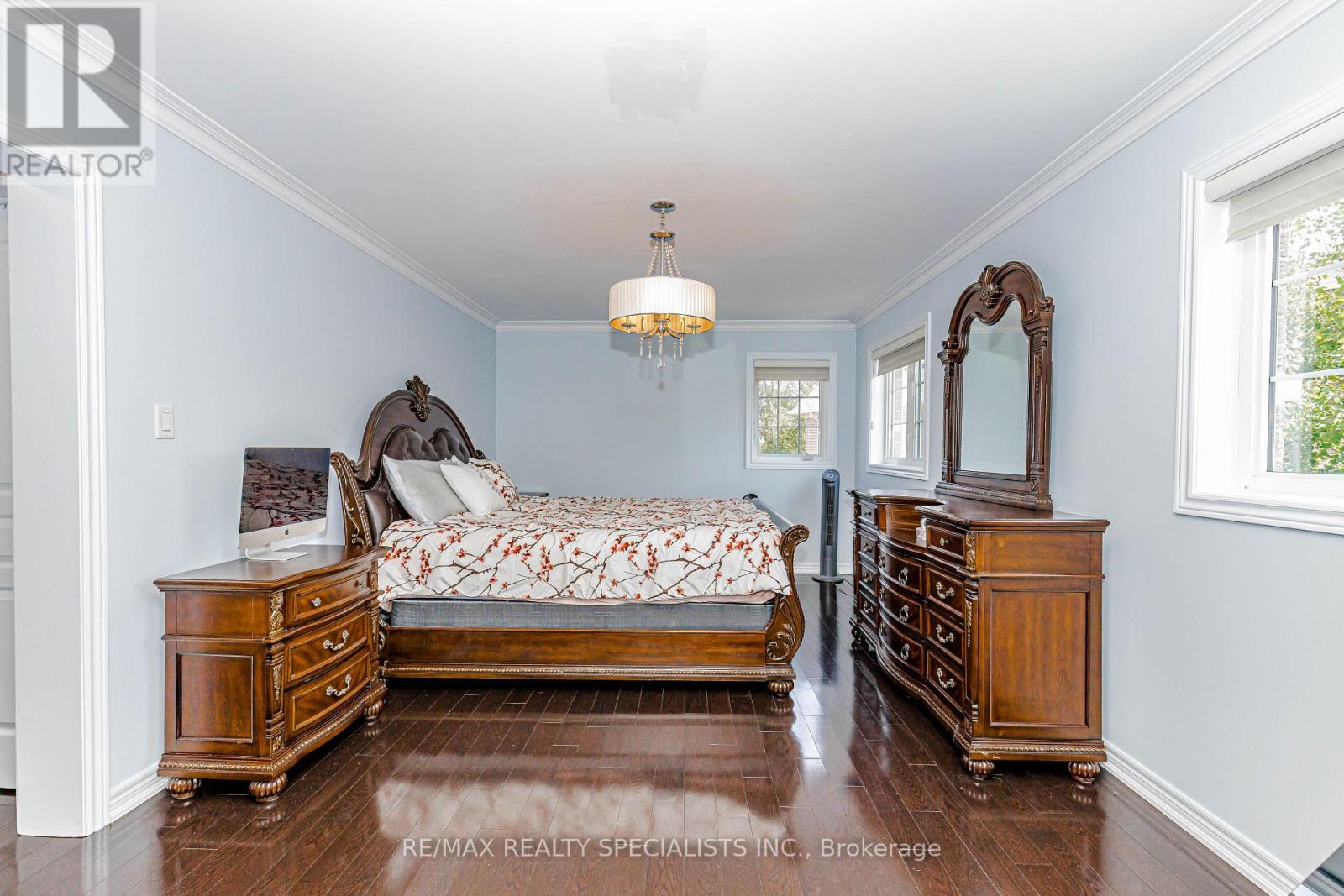 8 Tovey Terrace, Brampton, Ontario  L6R 0E5 - Photo 8 - W13593868