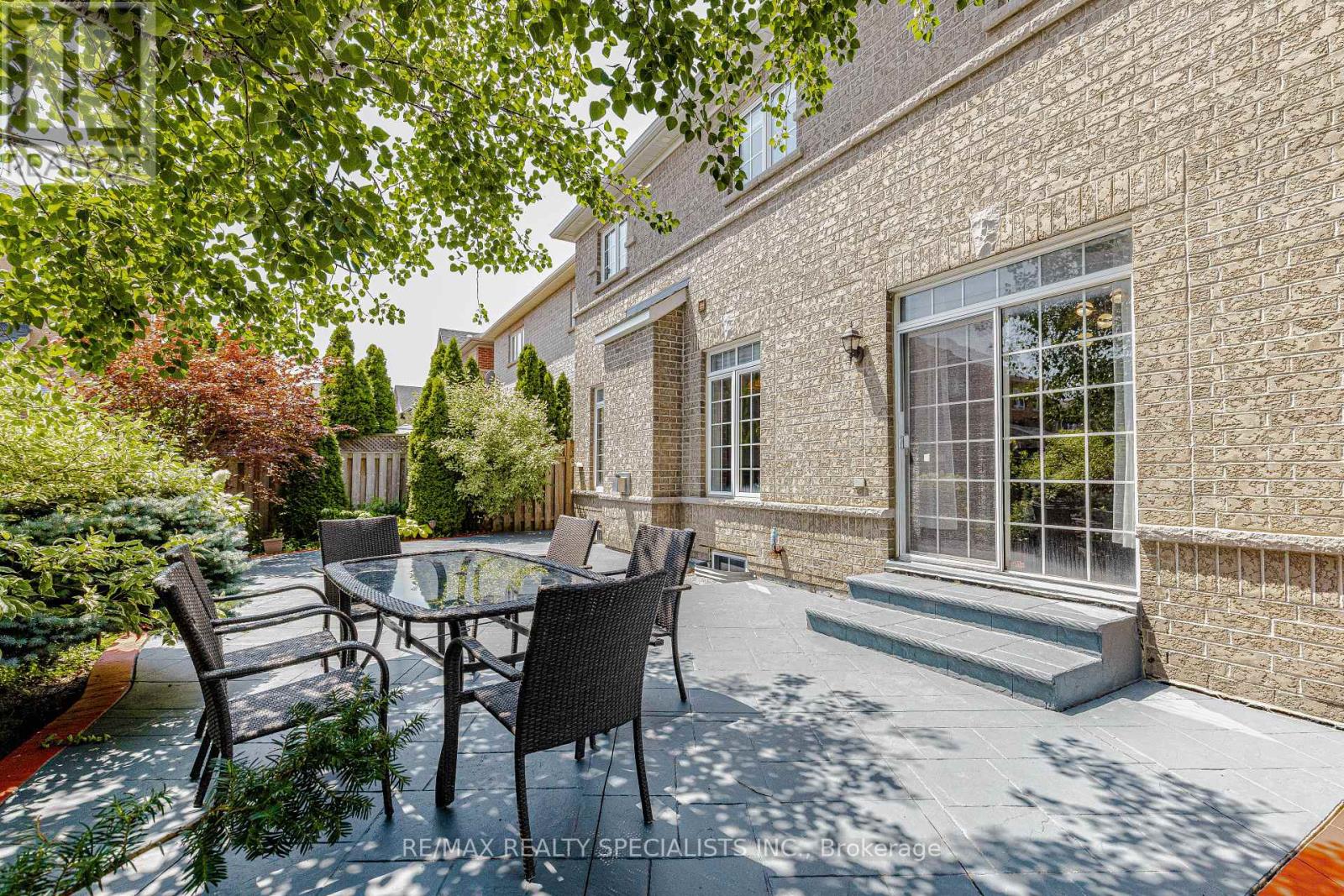 8 Tovey Terrace, Brampton, Ontario  L6R 0E5 - Photo 19 - W13593868