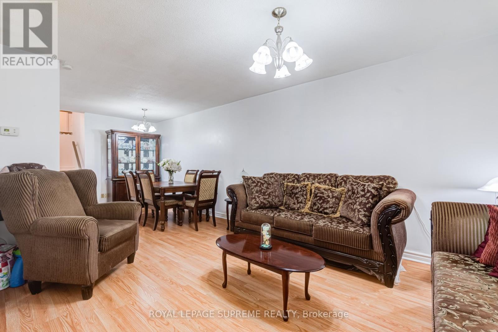 7236 Meyer Drive, Mississauga, Ontario  L4T 3A9 - Photo 6 - W13605980