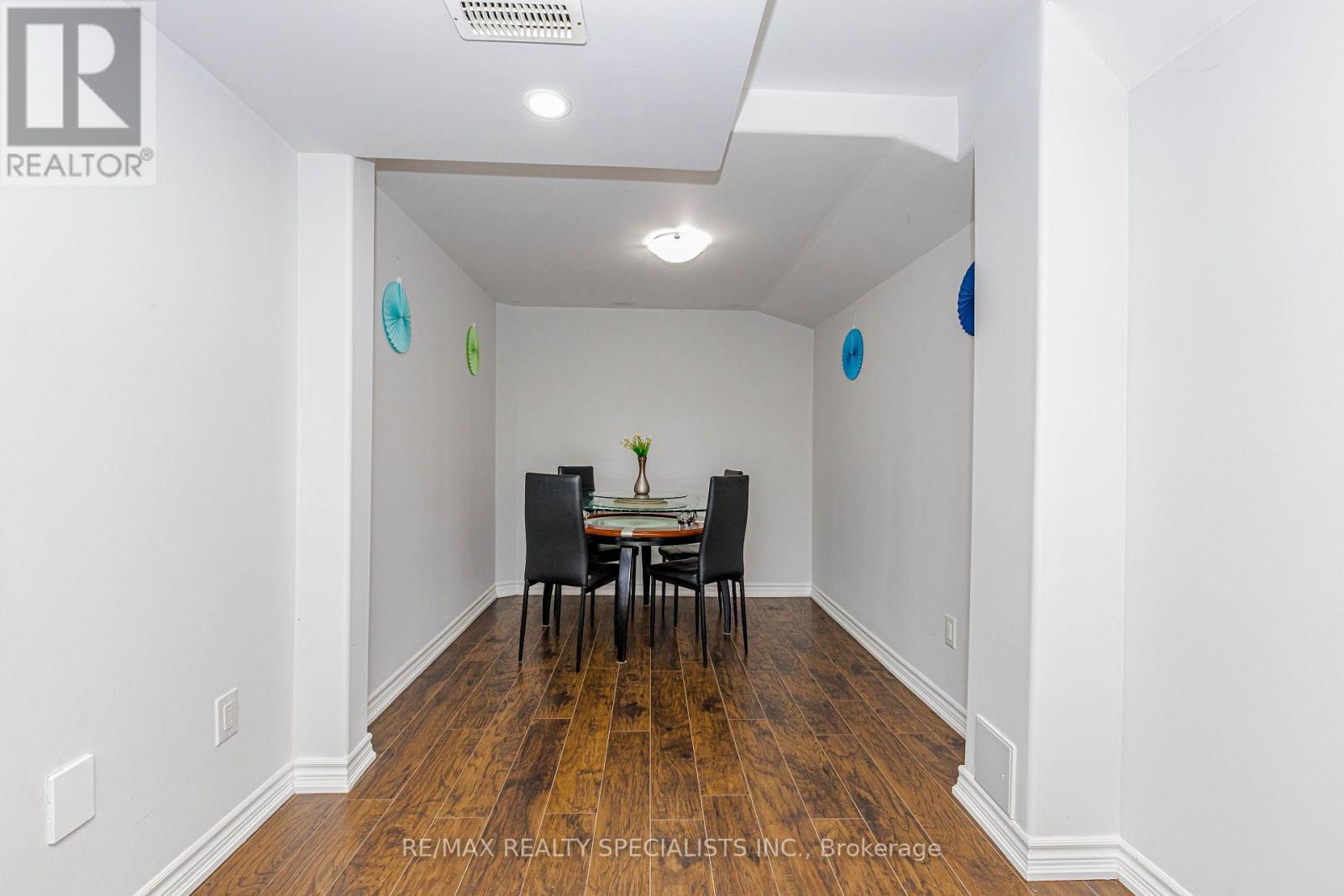 8 Tovey Terrace, Brampton, Ontario  L6R 0E5 - Photo 16 - W13593868