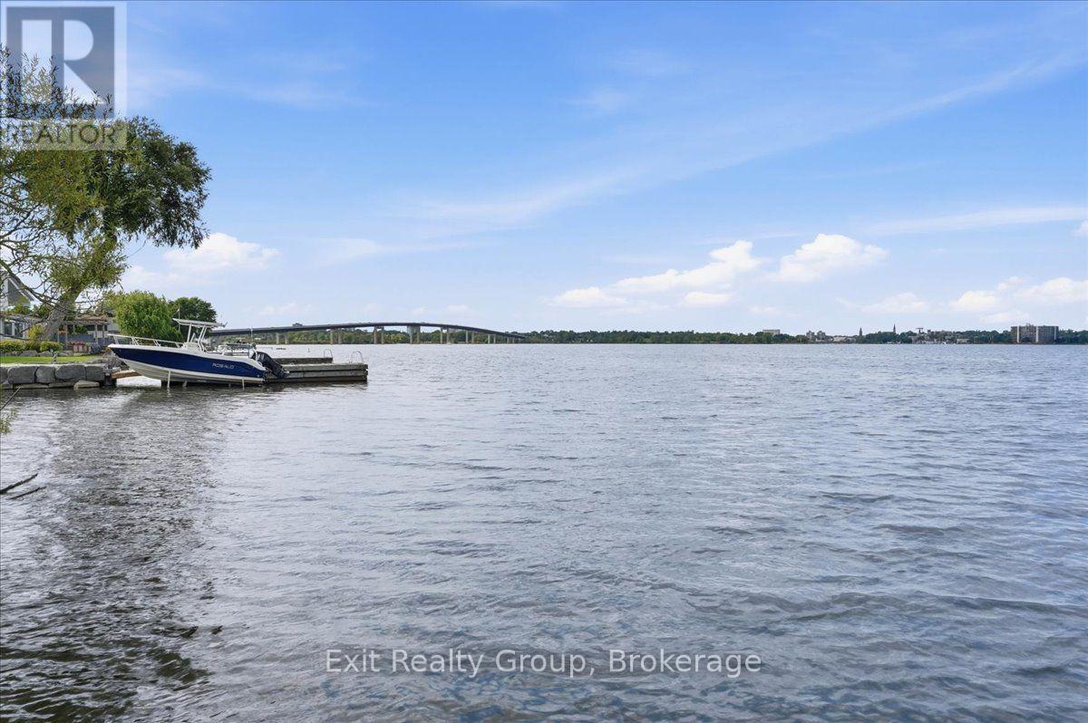 Lot 5 Hennessy Street, Prince Edward County, Ontario  K8N 4Z7 - Photo 13 - X13732028