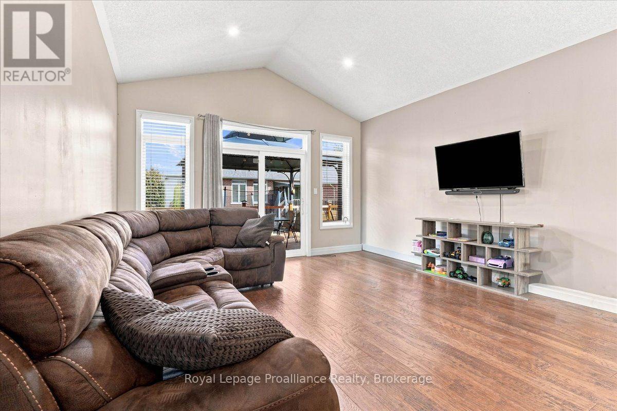 54 Cavendish Drive, Belleville, Ontario  K8N 0L6 - Photo 16 - X13732124