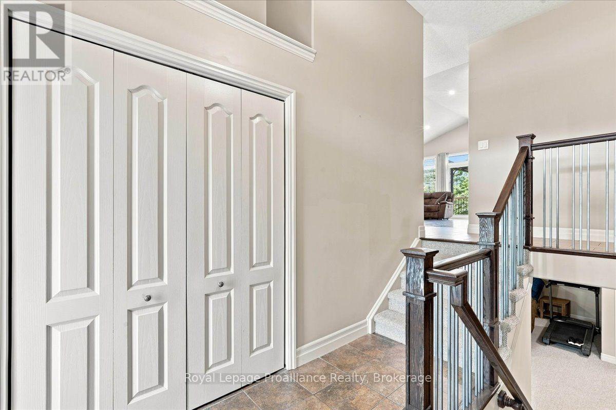 54 Cavendish Drive, Belleville, Ontario  K8N 0L6 - Photo 5 - X13732124