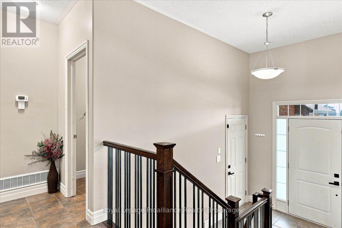 54 Cavendish Drive, Belleville, Ontario  K8N 0L6 - Photo 6 - X13732124