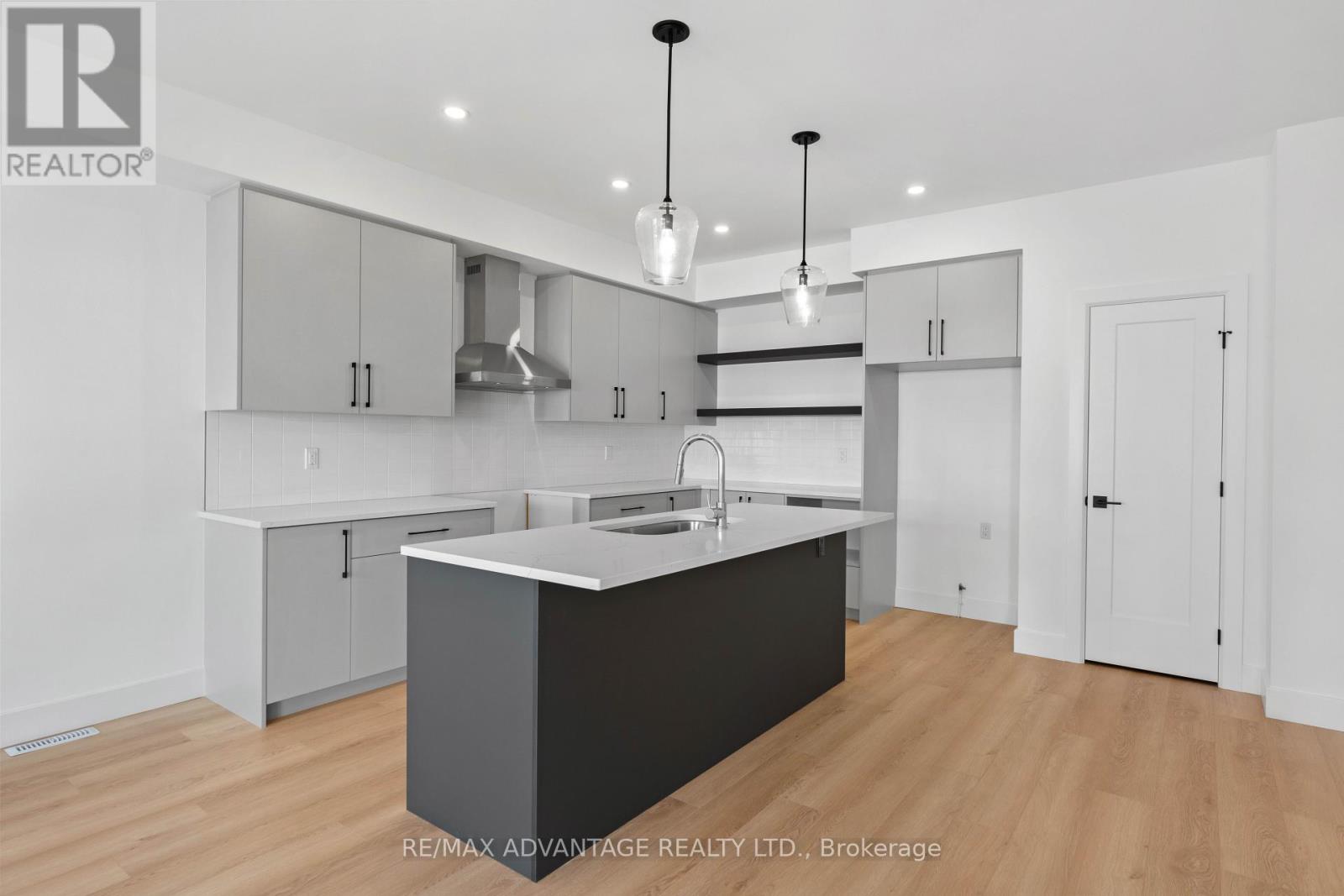 3363 David Milne Way, London South, Ontario  N6L 0B9 - Photo 13 - X13731844