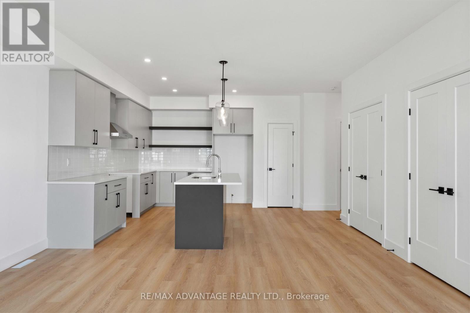 3363 David Milne Way, London South, Ontario  N6L 0B9 - Photo 14 - X13731844