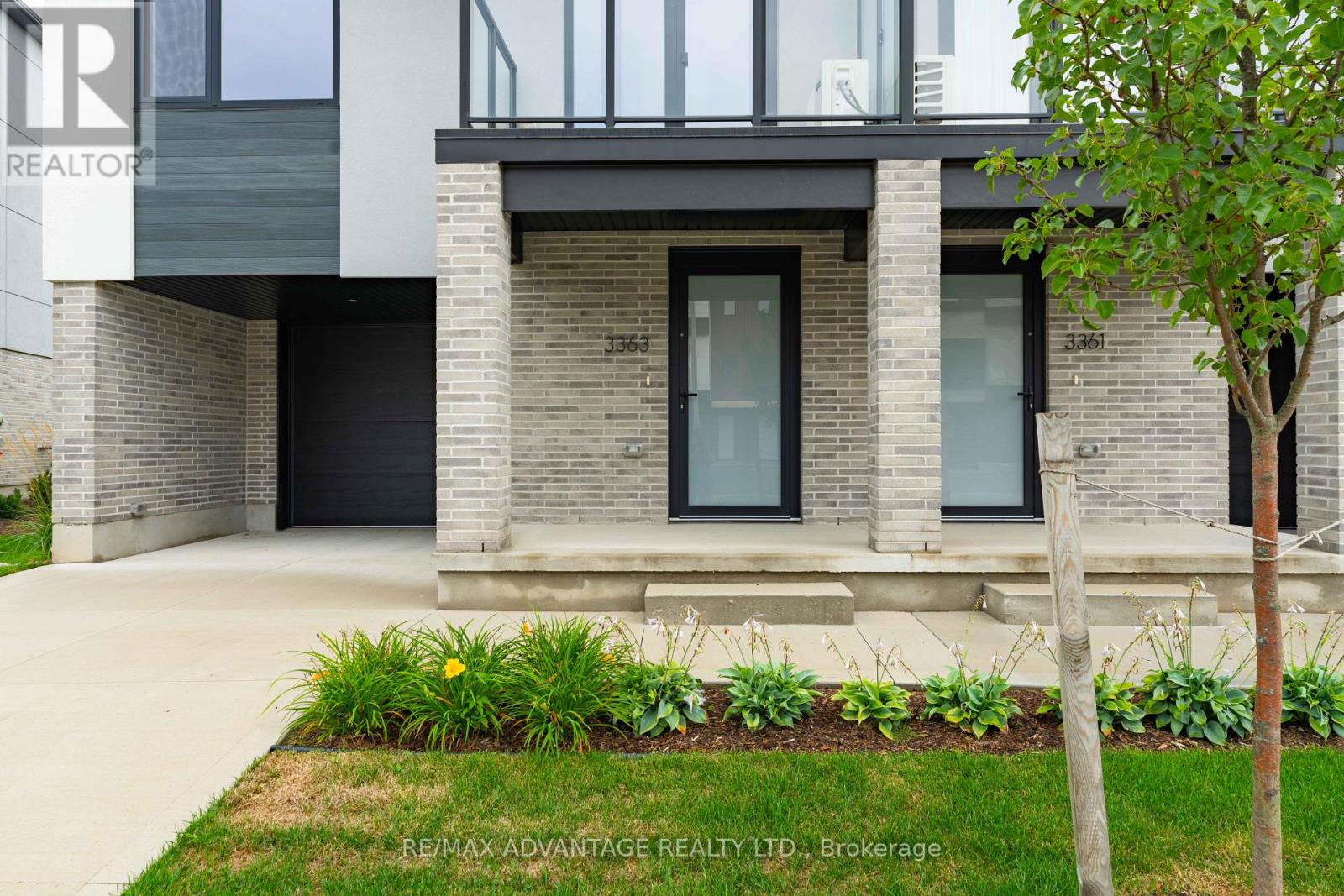 3363 David Milne Way, London South, Ontario  N6L 0B9 - Photo 2 - X13731844
