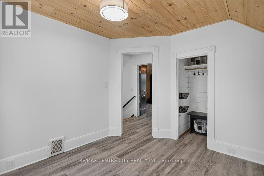 344 Wellington Street, St. Thomas, Ontario  N5R 2T3 - Photo 30 - X13731944