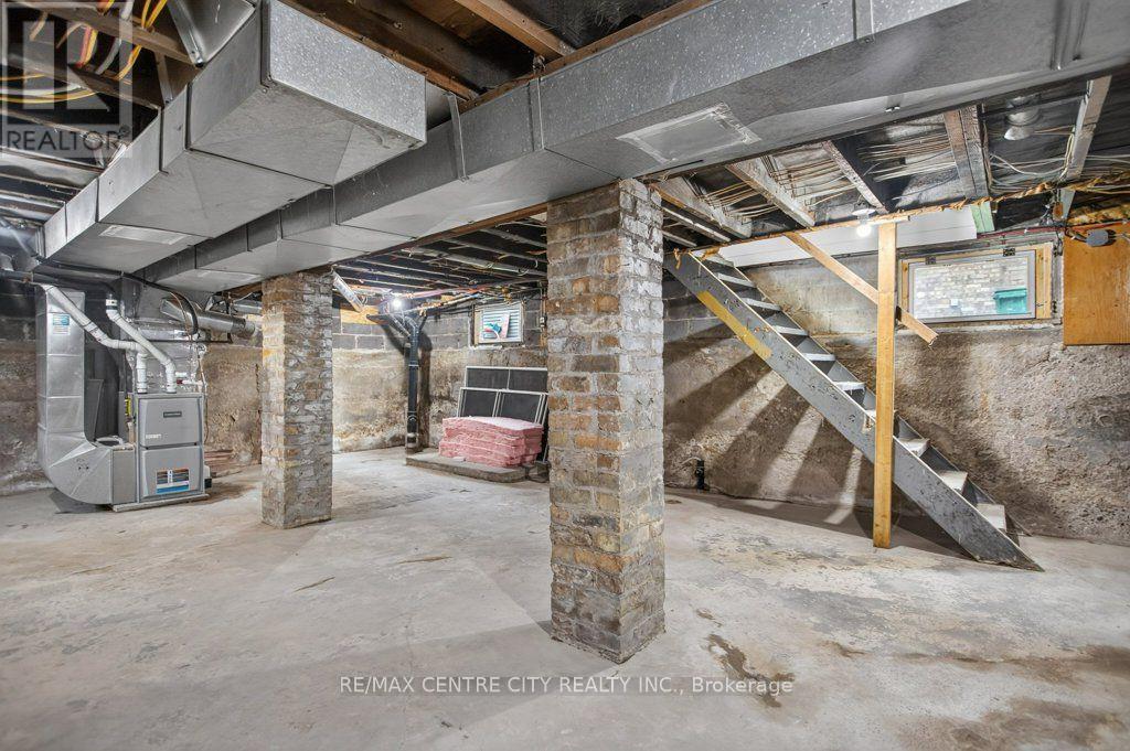 344 Wellington Street, St. Thomas, Ontario  N5R 2T3 - Photo 38 - X13731944