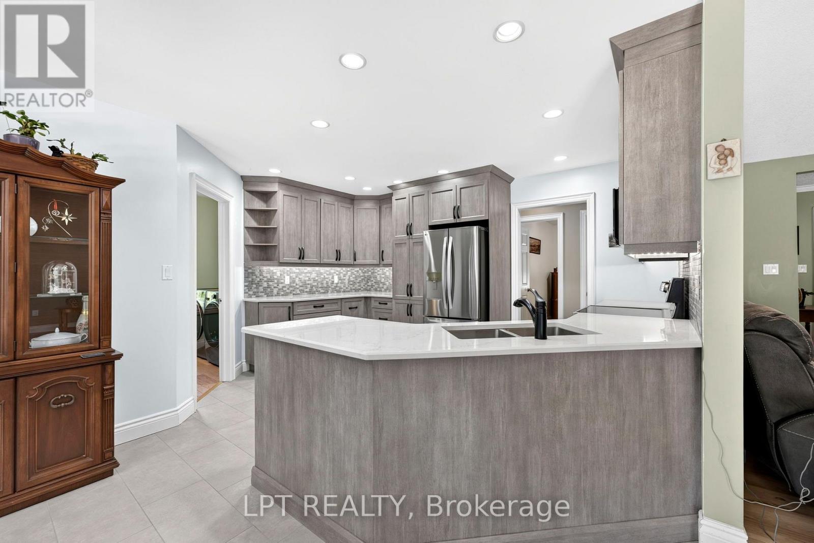 10011 Jenna Road, Lambton Shores, Ontario  N0M 1T0 - Photo 12 - X13732104