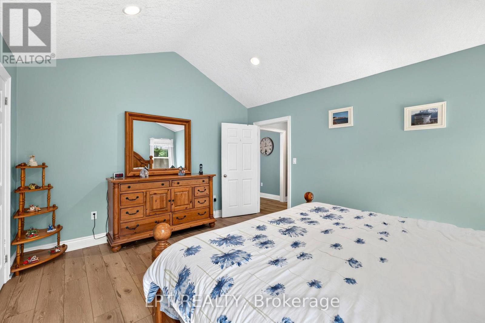 10011 Jenna Road, Lambton Shores, Ontario  N0M 1T0 - Photo 25 - X13732104