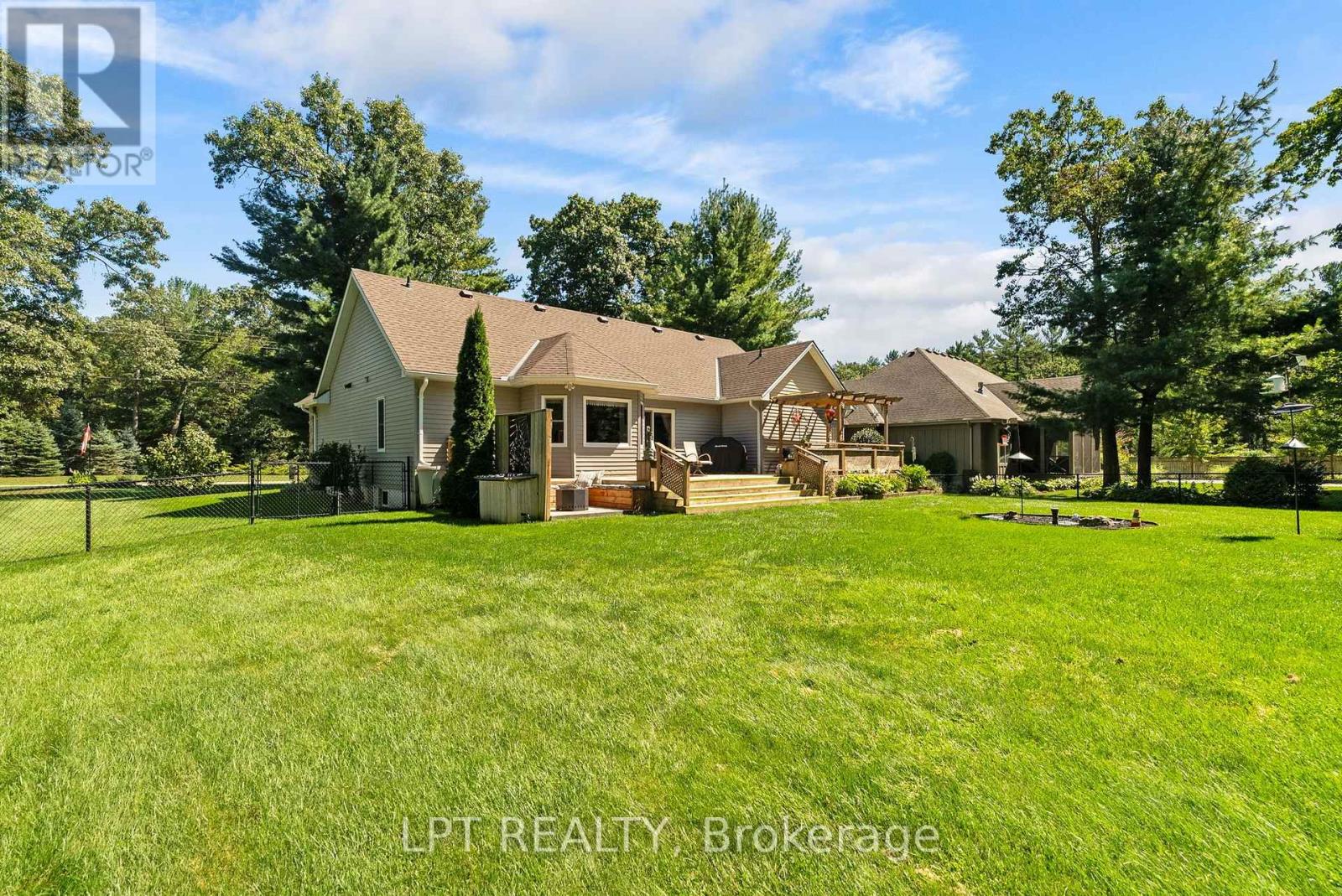 10011 Jenna Road, Lambton Shores, Ontario  N0M 1T0 - Photo 38 - X13732104