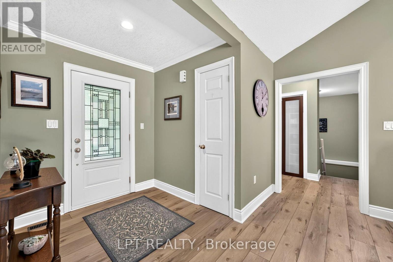 10011 Jenna Road, Lambton Shores, Ontario  N0M 1T0 - Photo 7 - X13732104