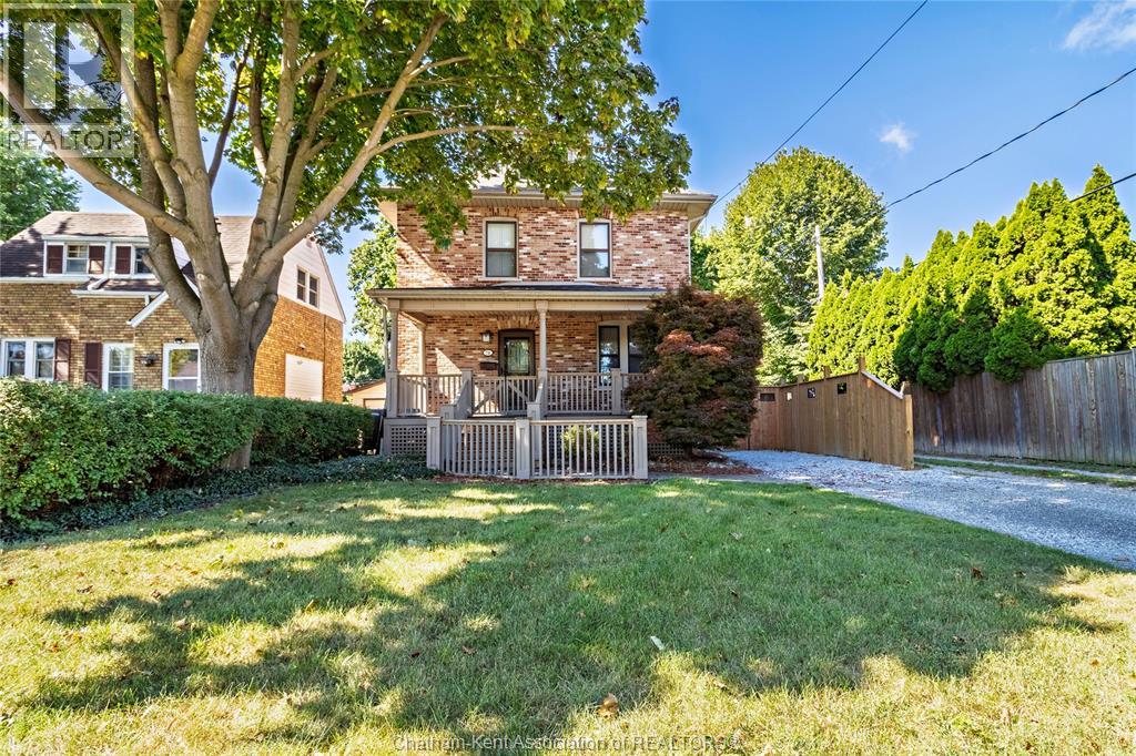 74 Robertson Avenue, Chatham, Ontario  N7M 3A6 - Photo 2 - 26021180