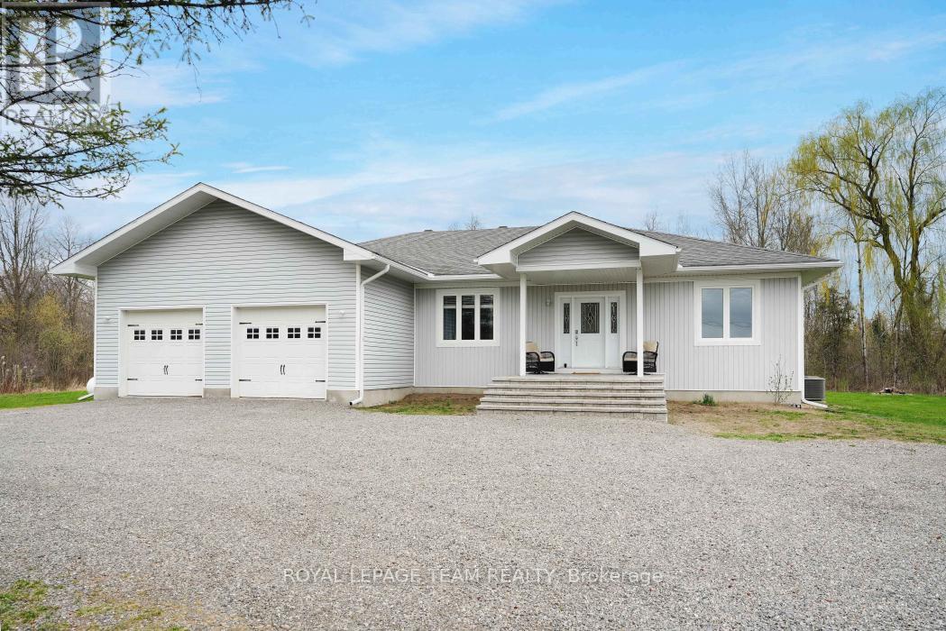 986 South Gower Drive, North Grenville, Ontario  K0G 1J0 - Photo 3 - X13732054
