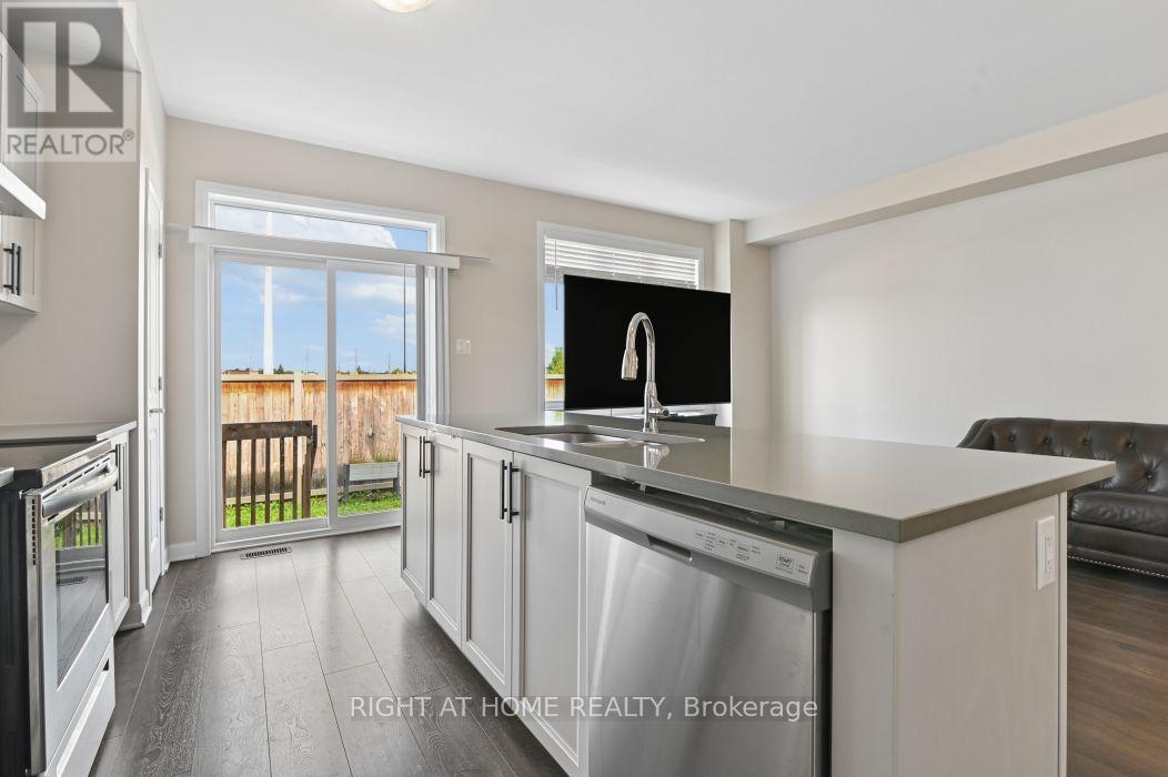 576 Prominence Way, Ottawa, Ontario  K4A 5K8 - Photo 11 - X13732082