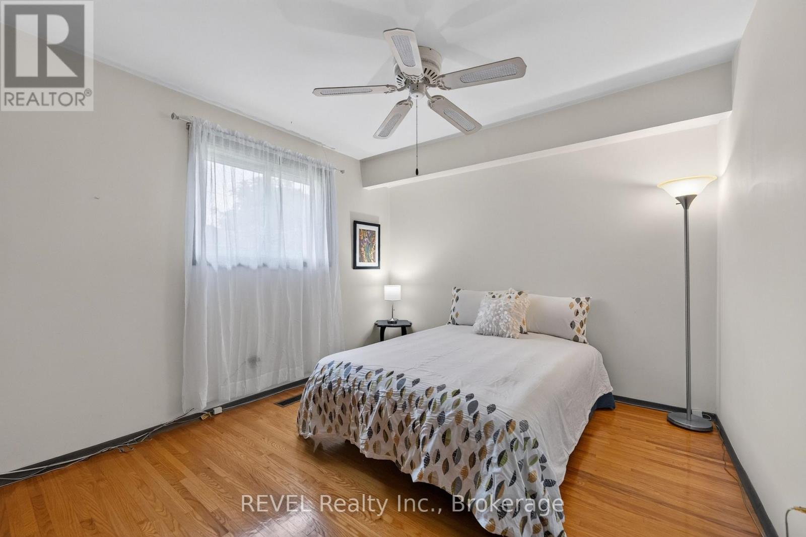 36 Manor Road, St. Catharines, Ontario  L2N 3B5 - Photo 8 - X13731992