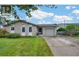 36 MANOR ROAD, St. Catharines, Ontario