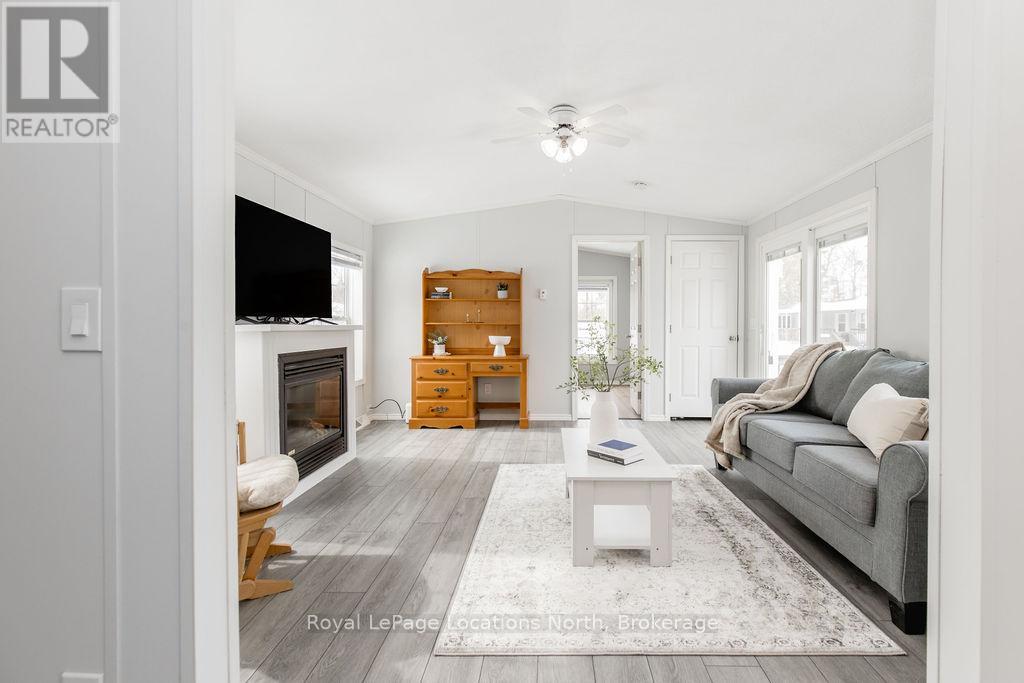89 GEORGIAN GLEN DRIVE — photo 9