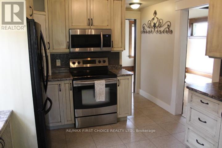310 Algoma Street N, Thunder Bay, Ontario  P7A 5A9 - Photo 19 - X13437846