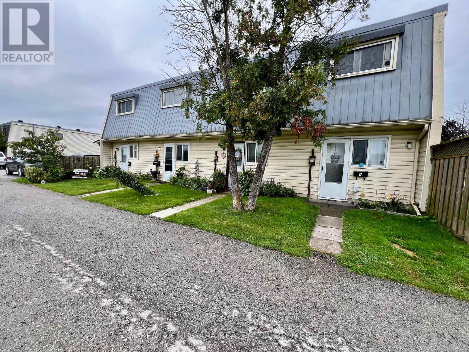 2 - 8646 Willoughby Drive, Niagara Falls, Ontario  L2G 6X7 - Photo 3 - X13732062