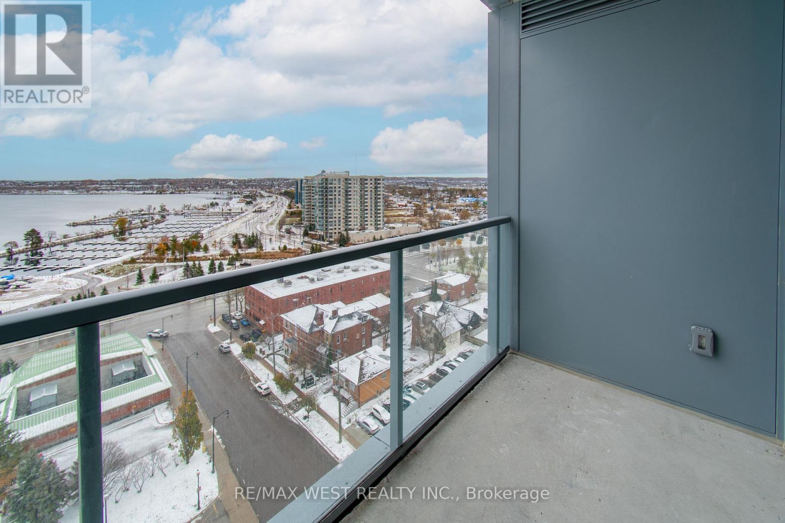 1210 - 39 Mary Street, Barrie, Ontario  L4N 1S9 - Photo 11 - S13496932