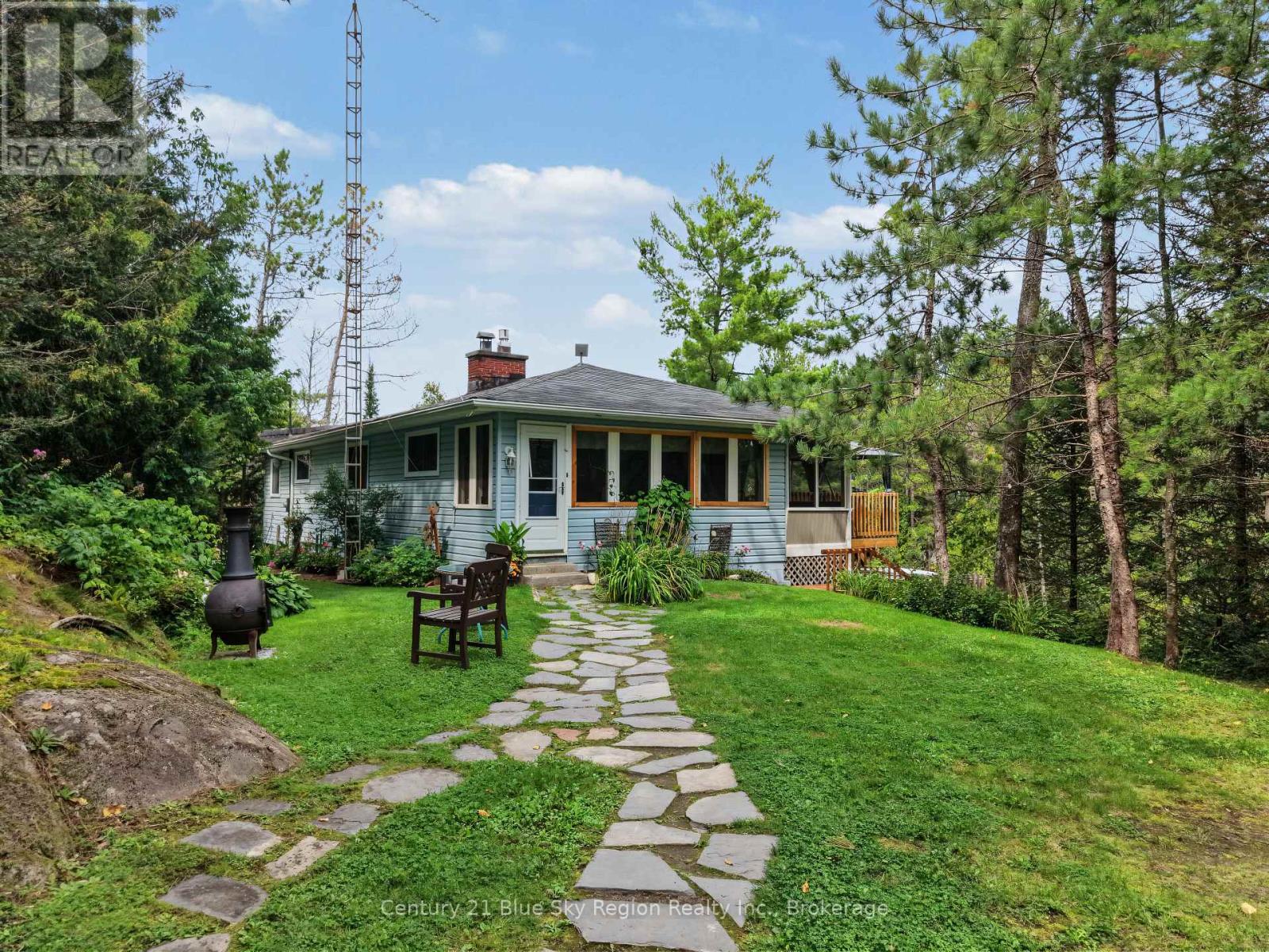 5065 Highway 11 N, Temagami, Ontario  P1B 8G3 - Photo 10 - X13731878