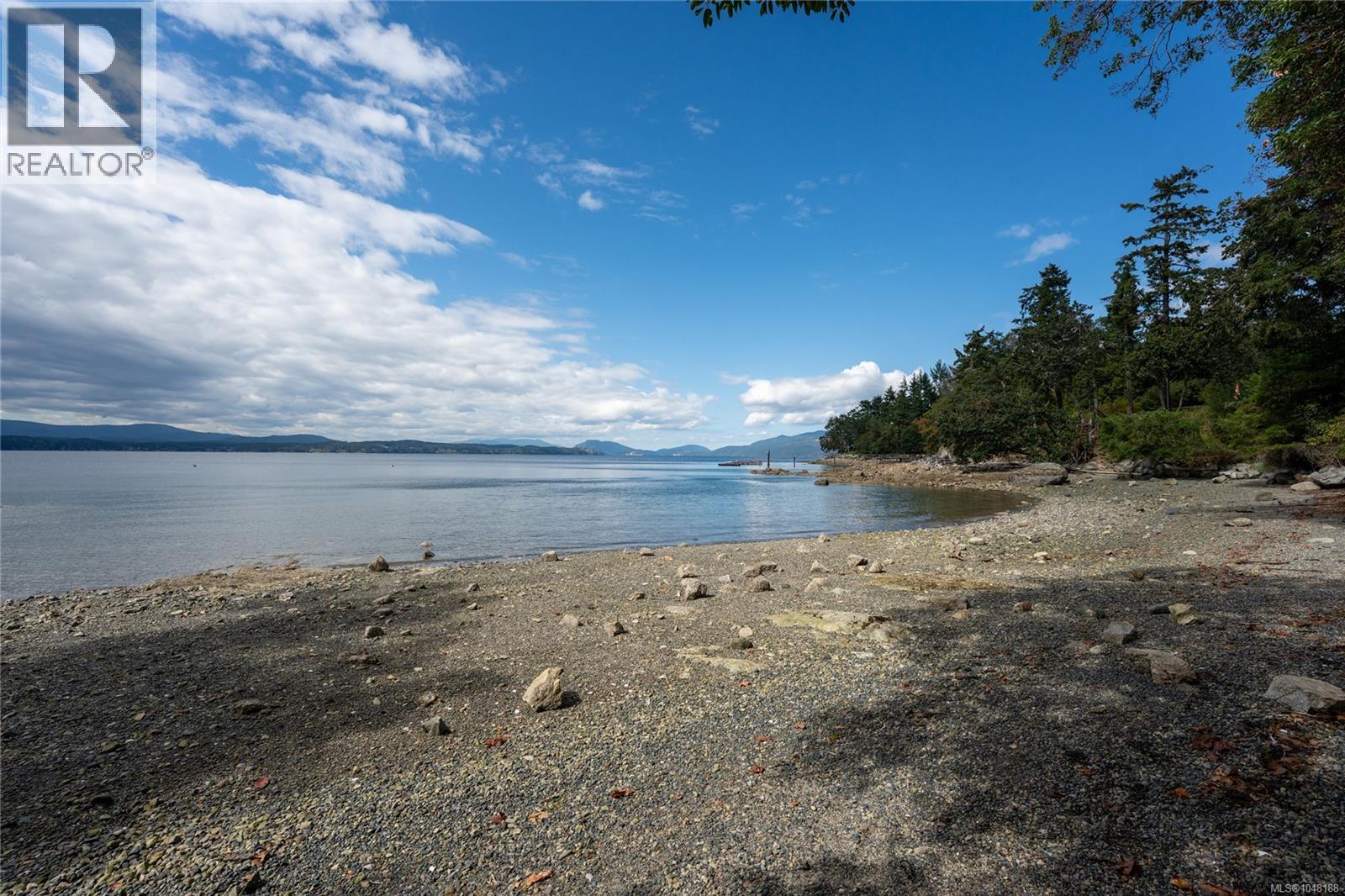 750 Dalkeith Ave, North Saanich, British Columbia  V8L 5G7 - Photo 15 - 1048188
