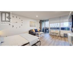 1605 - 720 SPADINA AVENUE, Toronto, Ontario