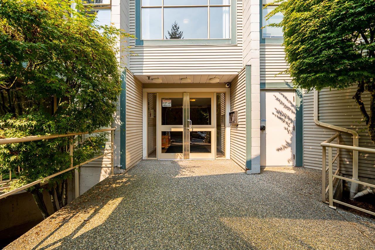 105 10743 139 Street, Surrey, British Columbia  V3T 4L8 - Photo 3 - R3160134