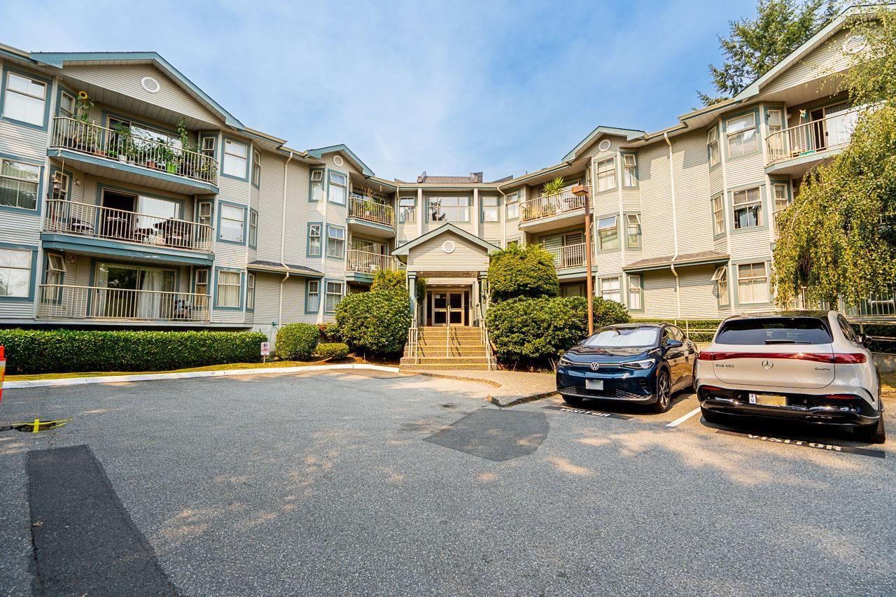 105 10743 139 STREET, surrey, British Columbia