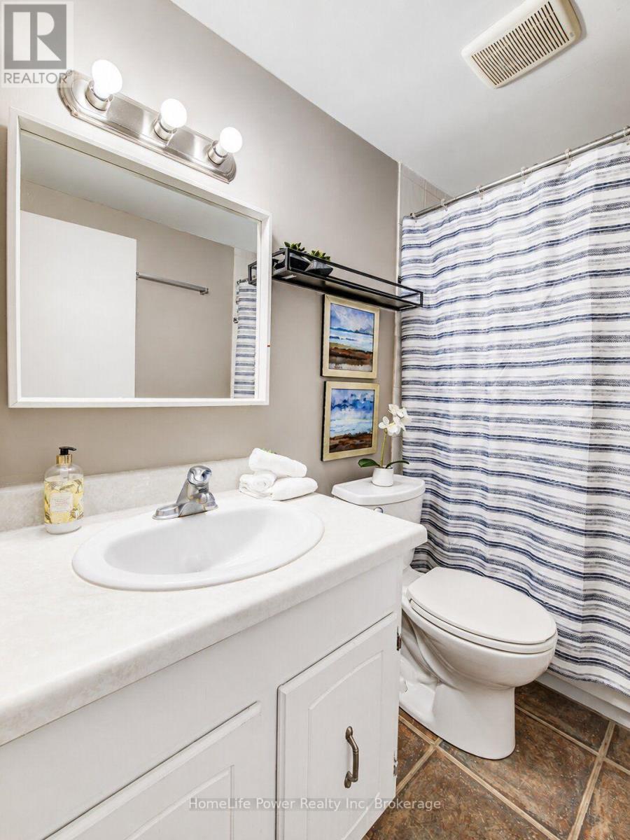 303 - 4 Avalon Place, Kitchener, Ontario N2M 4N6 - Photo 12 - X13731908