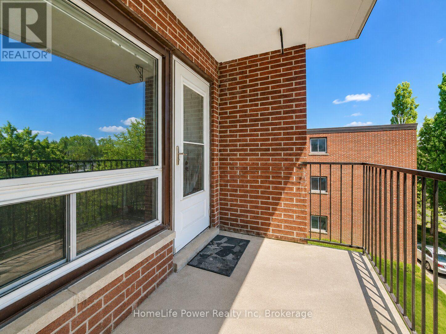 303 - 4 Avalon Place, Kitchener, Ontario N2M 4N6 - Photo 17 - X13731908