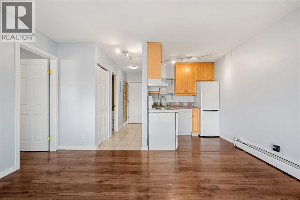 5, 4328 75 Street Nw, Calgary, Alberta  T3B 2M8 - Photo 7 - A2341152