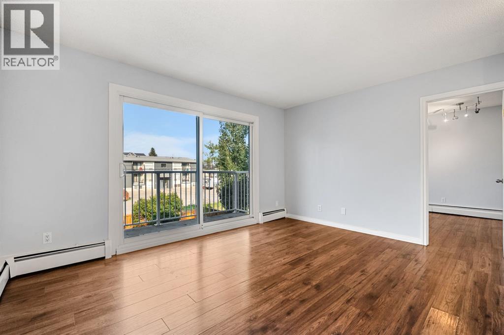 5, 4328 75 Street Nw, Calgary, Alberta  T3B 2M8 - Photo 5 - A2341152