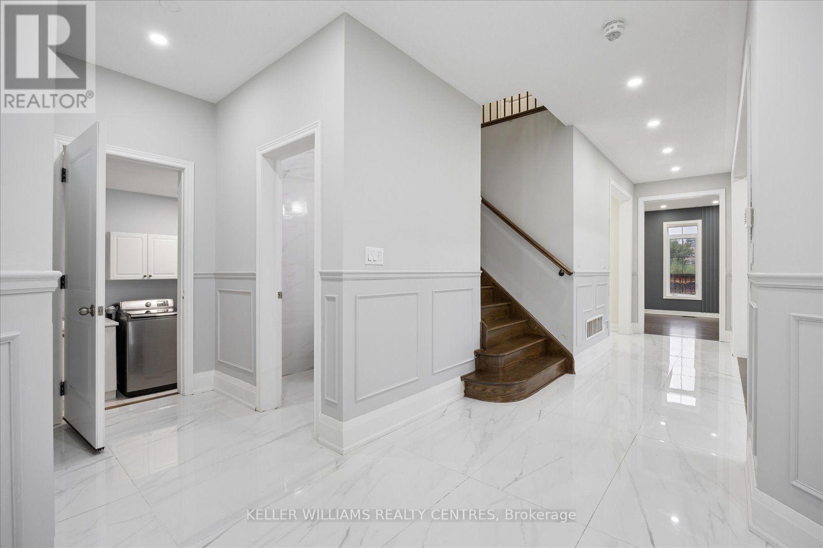 Main & Second Floor - 277 Gibson Circle, Bradford West Gwillimbury (Bradford), Ontario  L3Z 0X2 - Photo 14 - N13732098