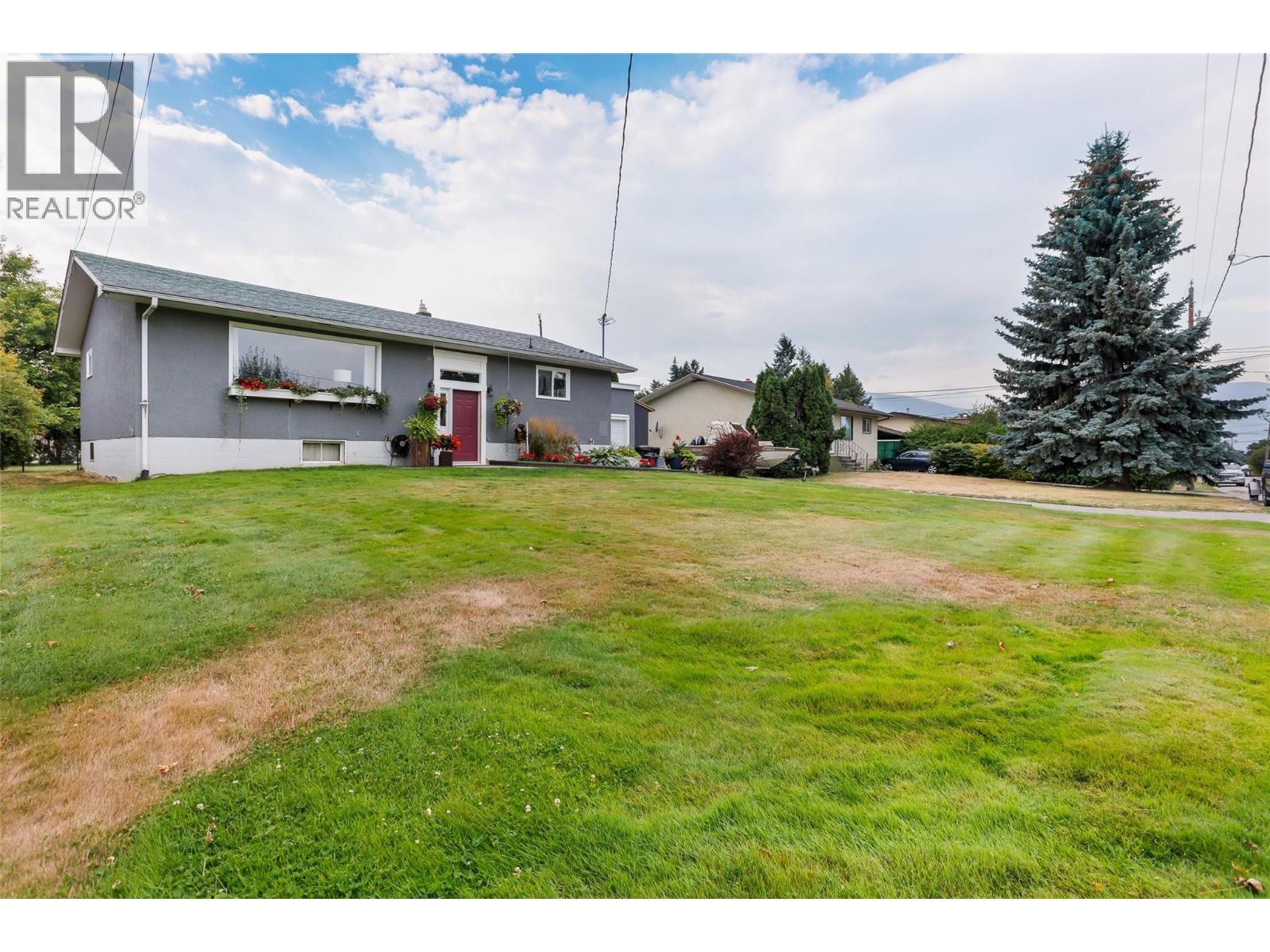 2121 Ash Street, Creston, British Columbia V0B 1G5 - Photo 3 - 10399349
